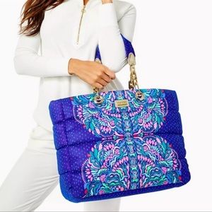 Lilly Pulitzer Baytown Quilted Puffer Tote like new